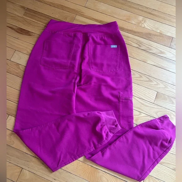 Figs Women's Scrub Set, Size Small - Picture 5 of 7